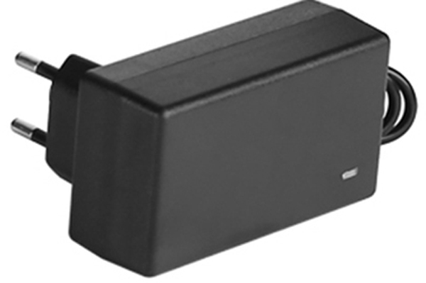  Li-ion  21,5v 0.7A 