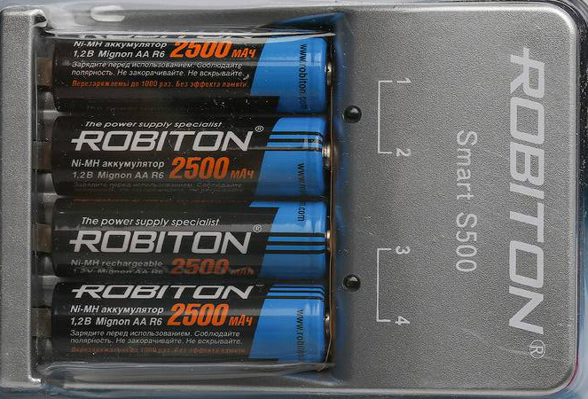 Зарядное устройство ROBITON Smart S500-4MHAA BL1