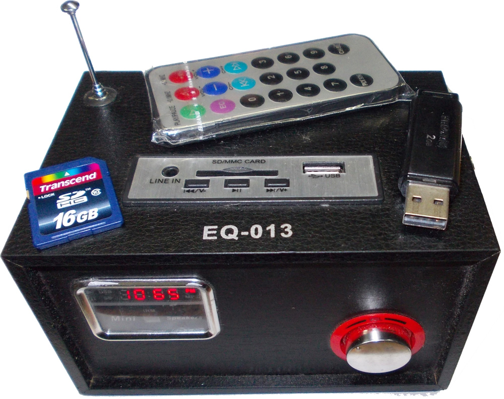 Мультимедиа проигрыватель с радио EQ-013 (FM, вст. аккумул, читает с USB-флешки и SD-карты,с пультом д/у